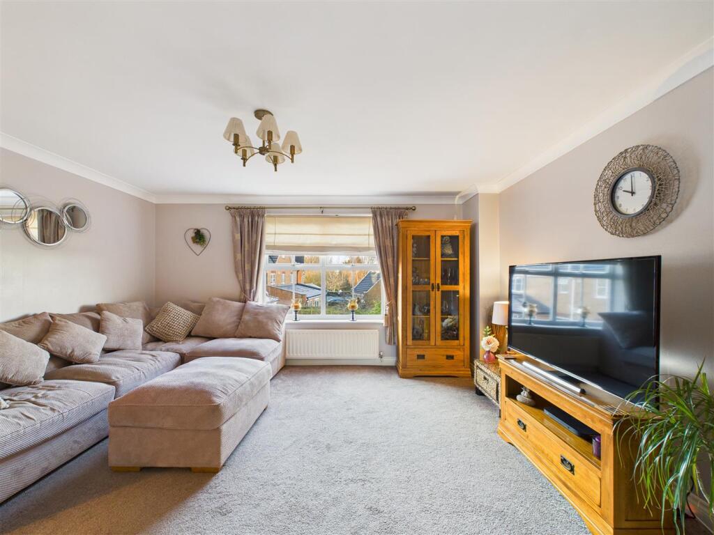 Barberry Court, Brough photo 2