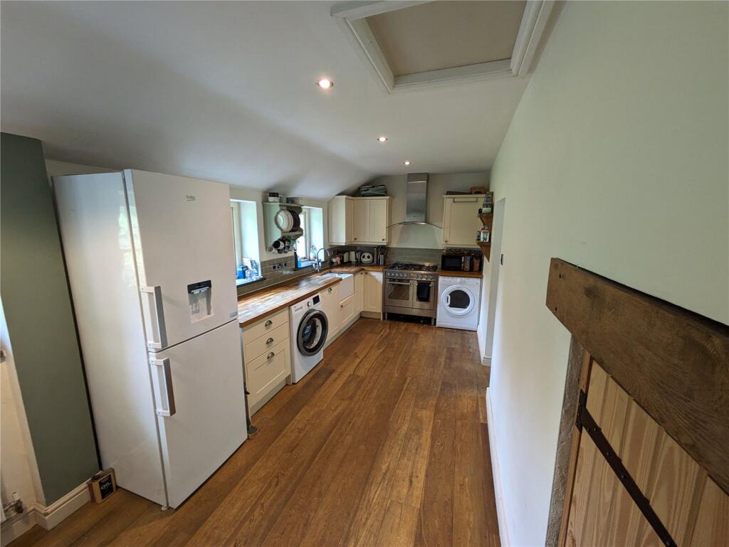 House in Llanddewi Velfrey - View 3
