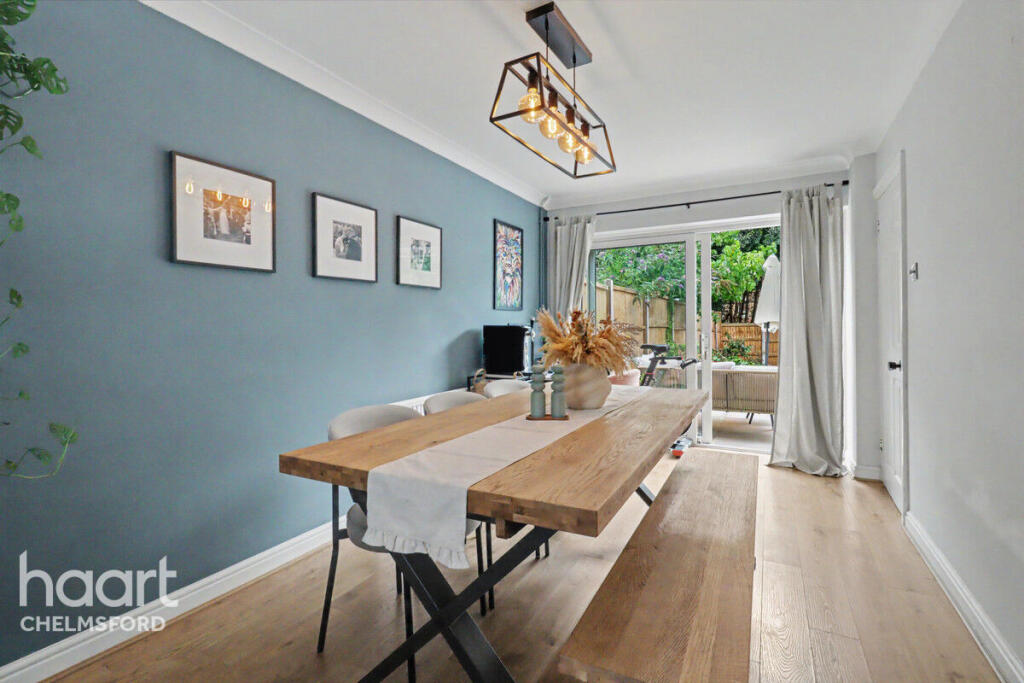 House in Chelmsford, Moulsham - More