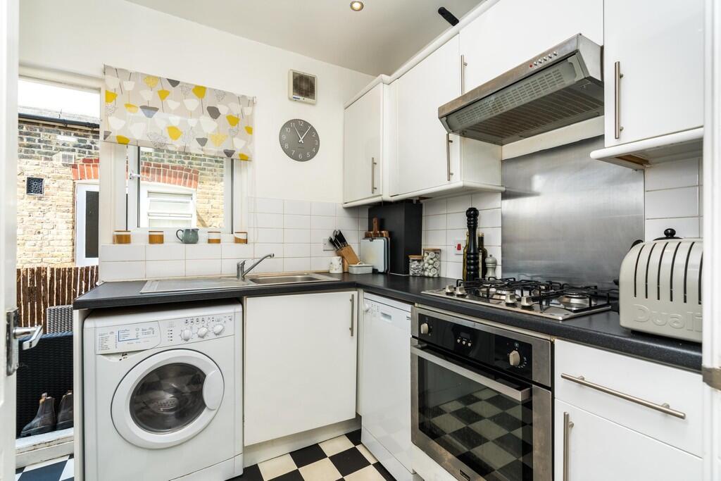 Apartment in London, Myatt's Fields, Loughborough Junction - More