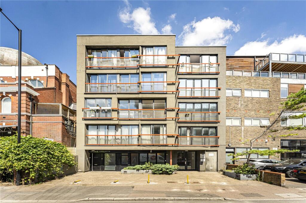 Main image of property: Shacklewell Lane, London, E8