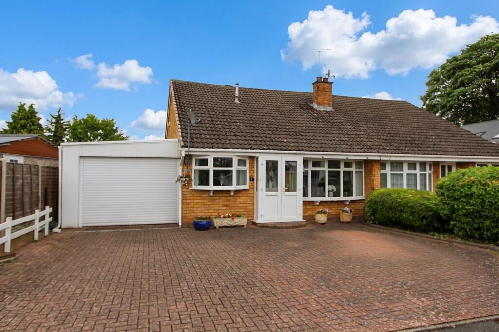 Main image of property: Ferrers Close, Four Oaks, B75