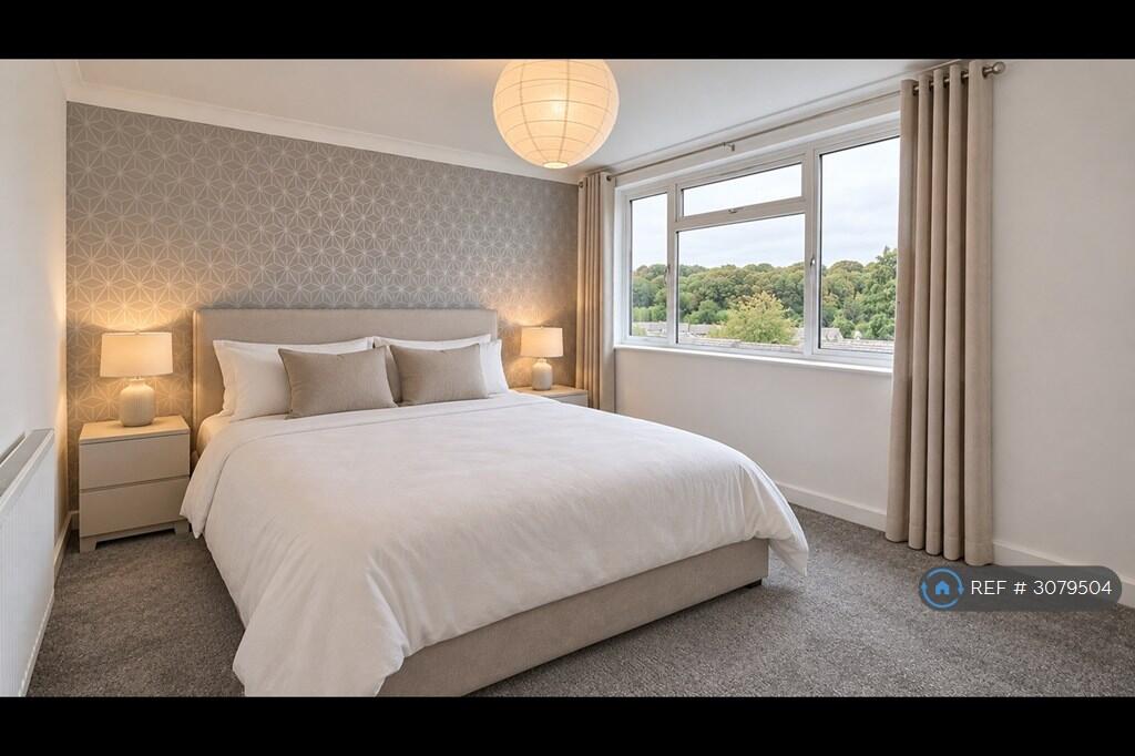 House in Leeds, West Yorkshire - View 5