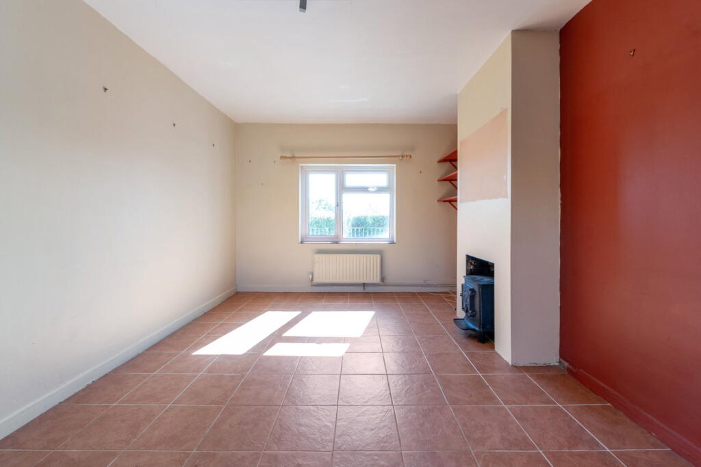 House in Taunton - View 4