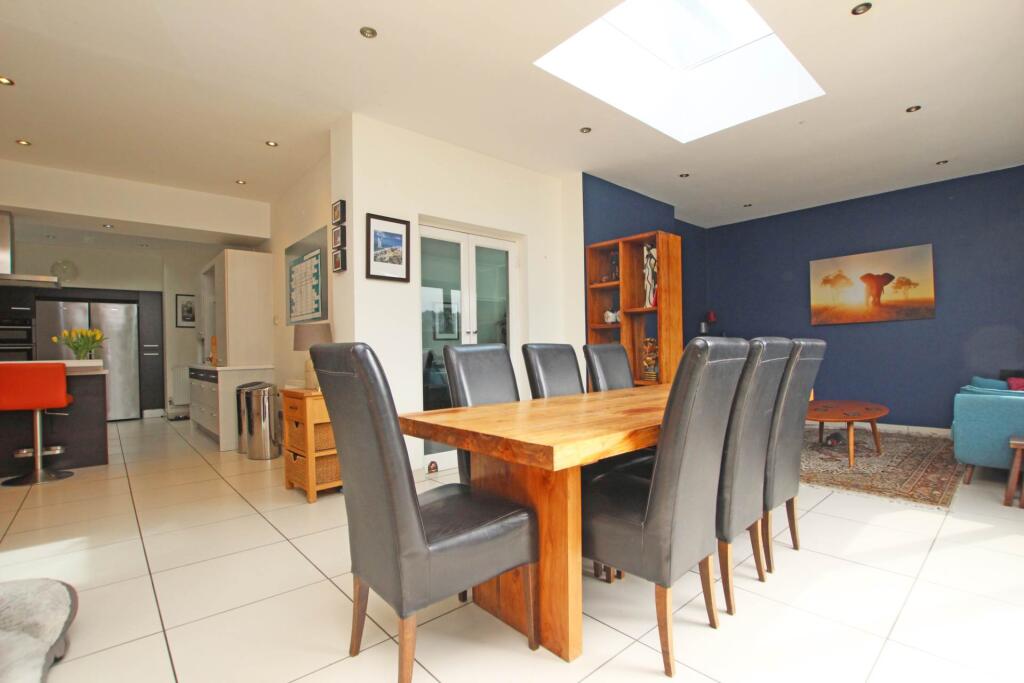 Kings Drive, Eastbourne, BN21 2UP - More