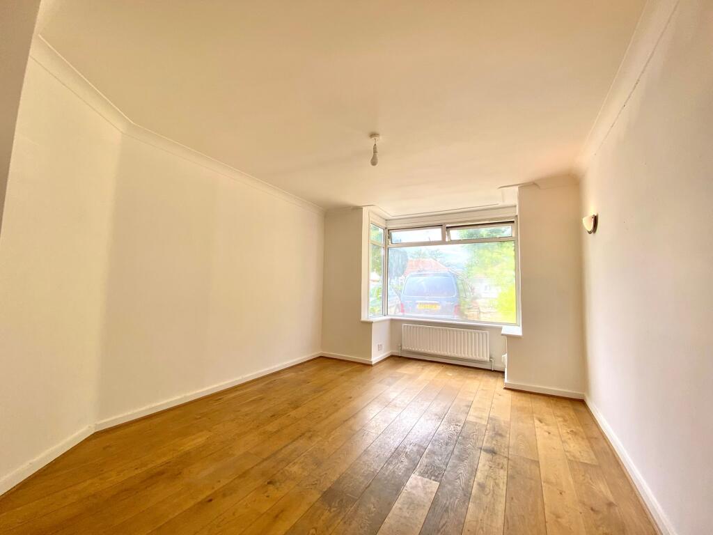 House in Southall - View 4