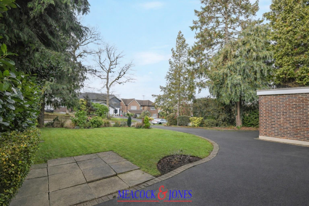 Shenfield Place, Shenfield, Brentwood photo 2