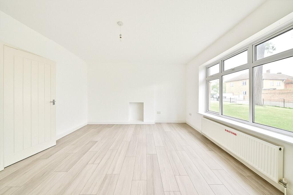 Apartment in Enfield - View 2