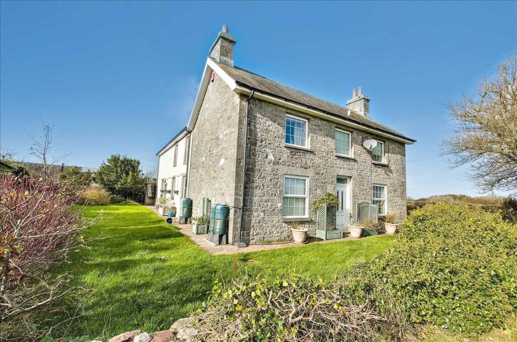 Upper Castleton House, Hundleton, Nr. Pembroke, Pembroke photo 2