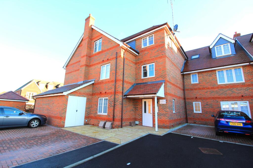 Main image of property: 110 Larchfield Road, MAIDENHEAD