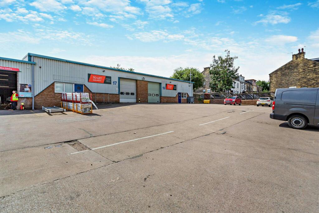 8617038-exterior13-800.jpg