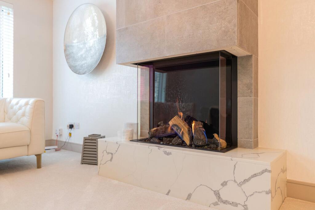 House in Glasgow, South Lanarkshire - View 5