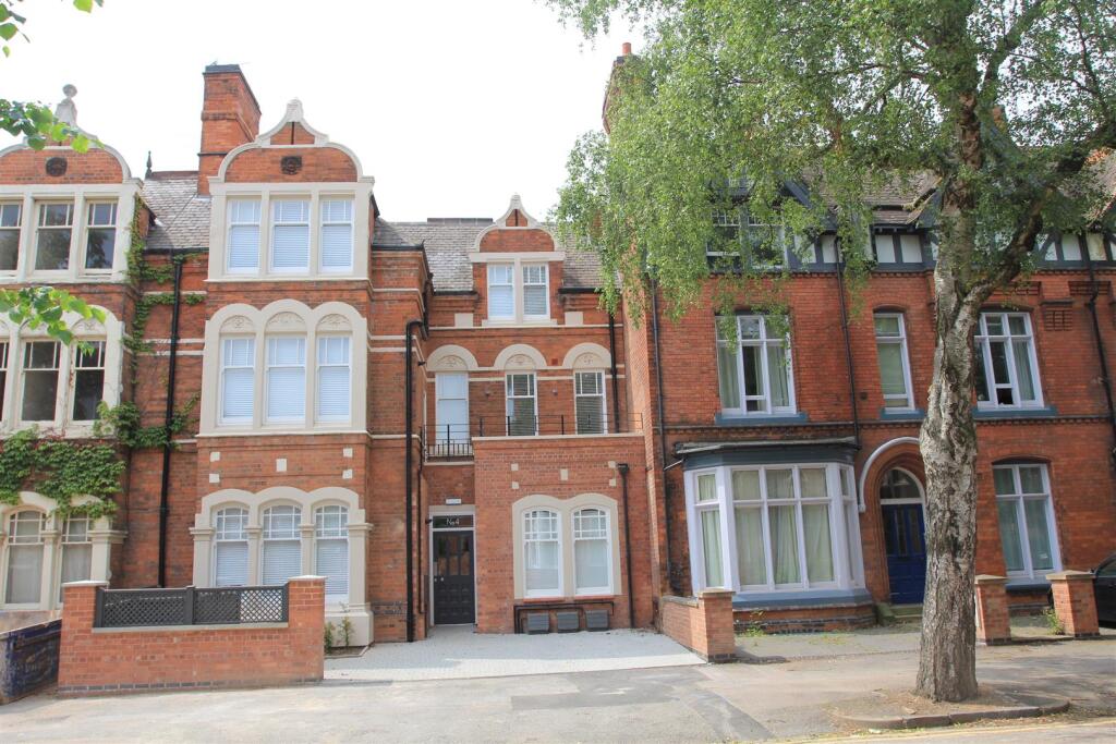 Main image of property: Flat 3, 4 West WalkLeicester