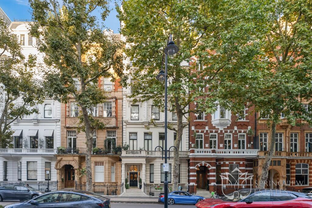 Main image of property: Queen's Gate, London, SW7
