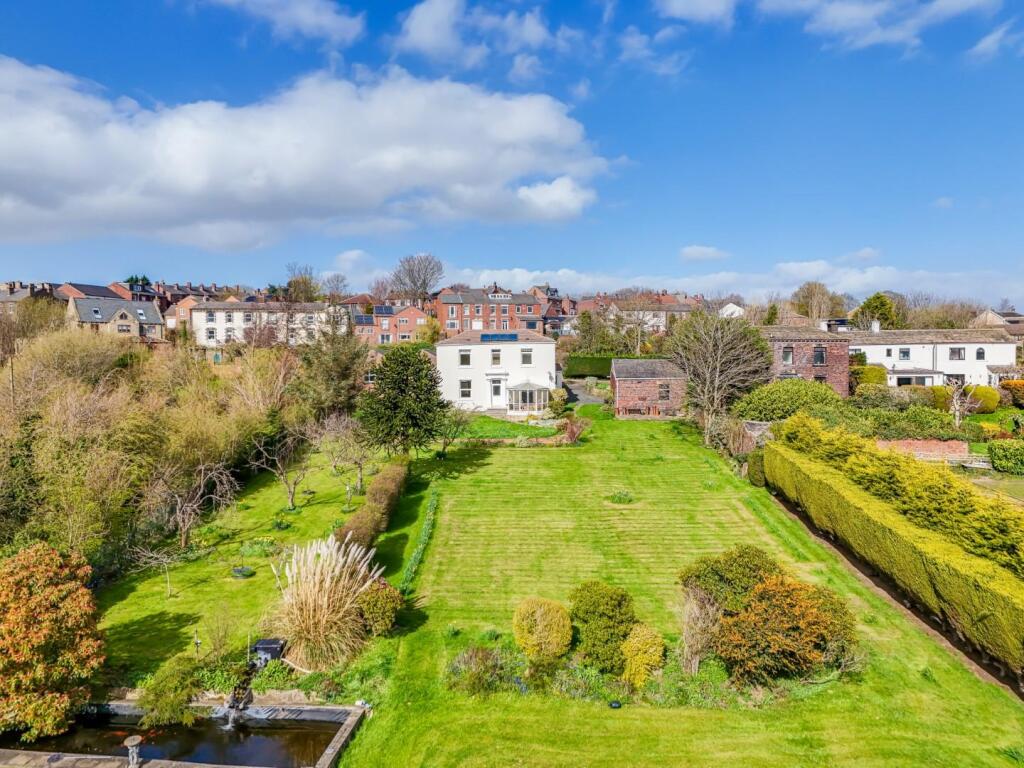 Main image of property: Blue Butts, Ossett