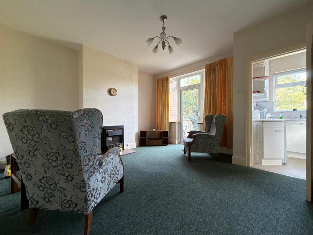 House in Dudley, West Midlands - View 5