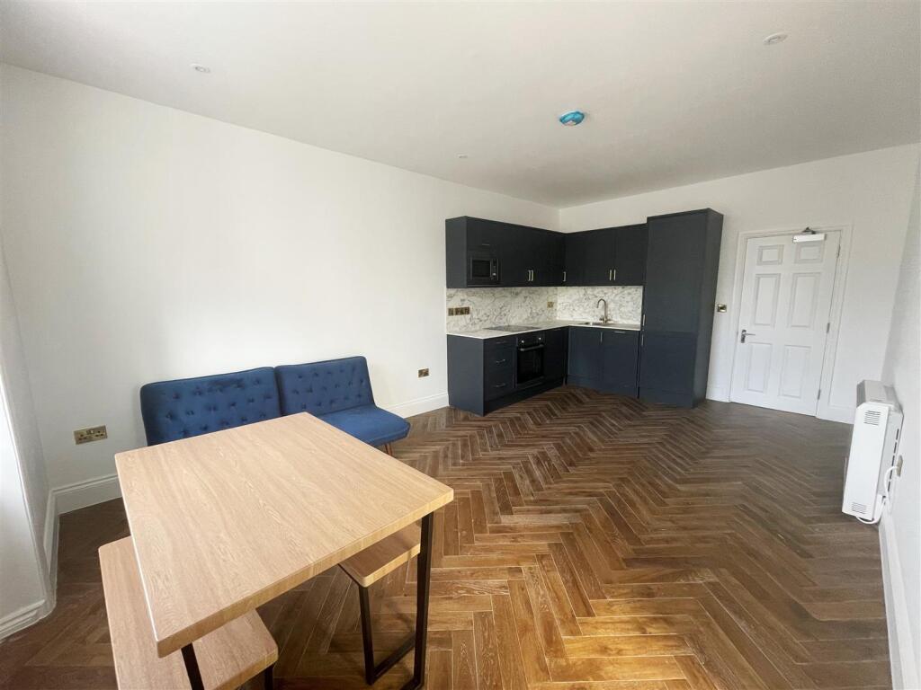 Main image of property: 8, 7 Clarence Yard, Brighton