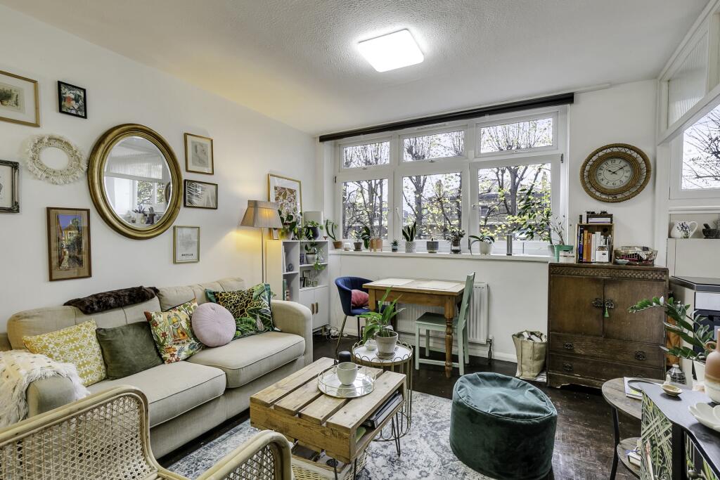 Main image of property: Shelburne Court, East Putney, SW15