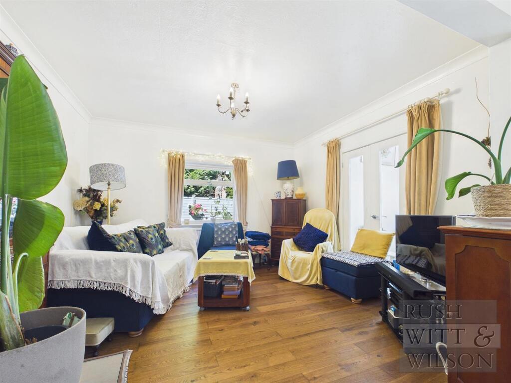 House in Sedlescombe, Kent Street, Westfield - More