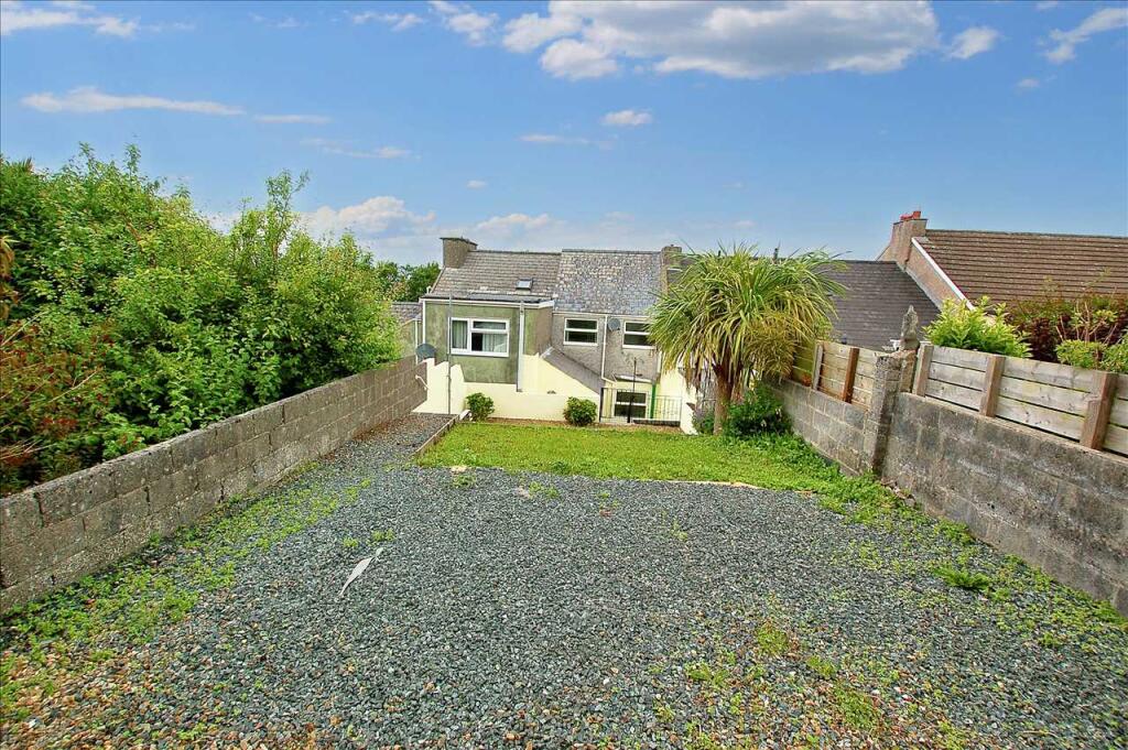 5 Milton Terrace, Pembroke Dock photo 2