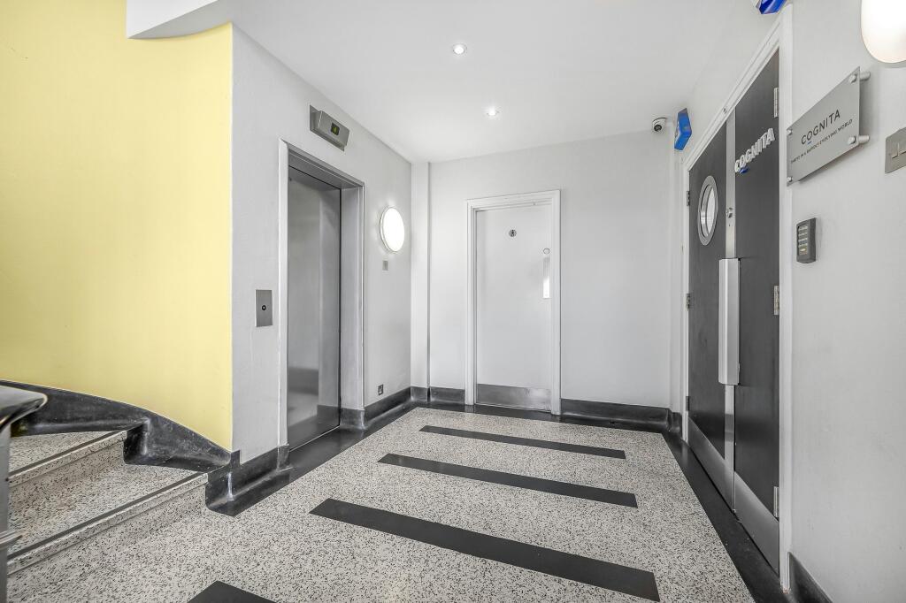 hall 1.jpg