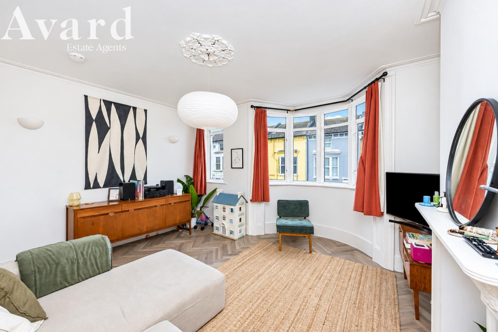 Apartment in Brighton - View 4