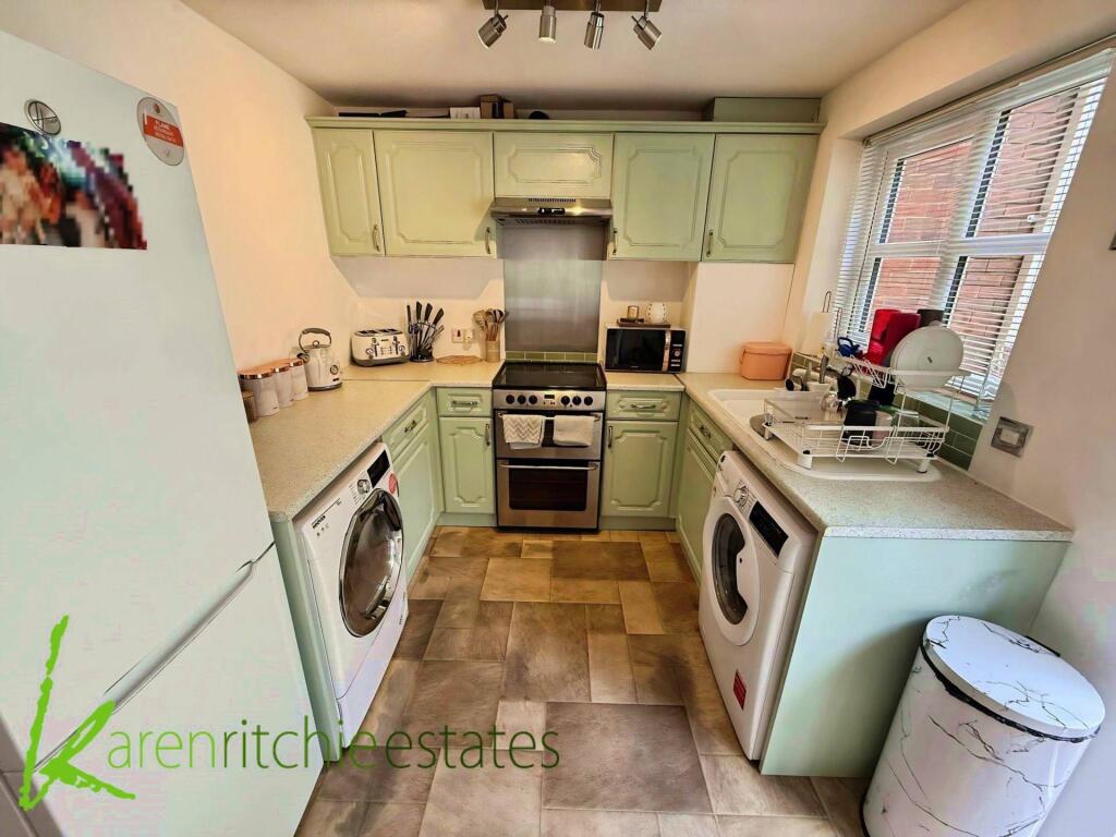 House in Bolton, Greater Manchester - View 4