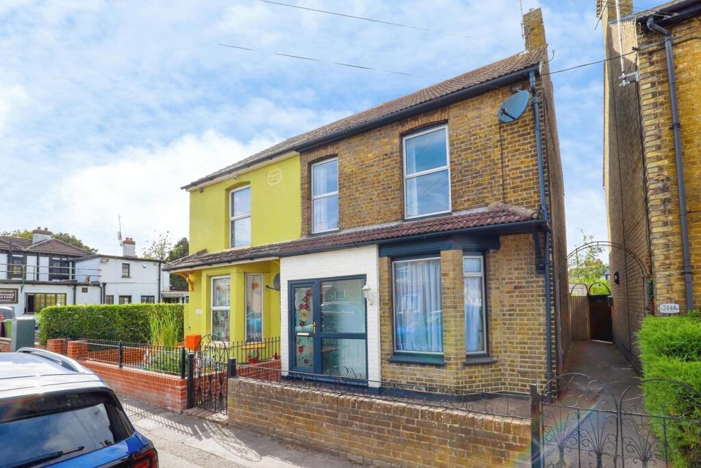 Main image of property: Park Road, Sittingbourne, Kent, ME10