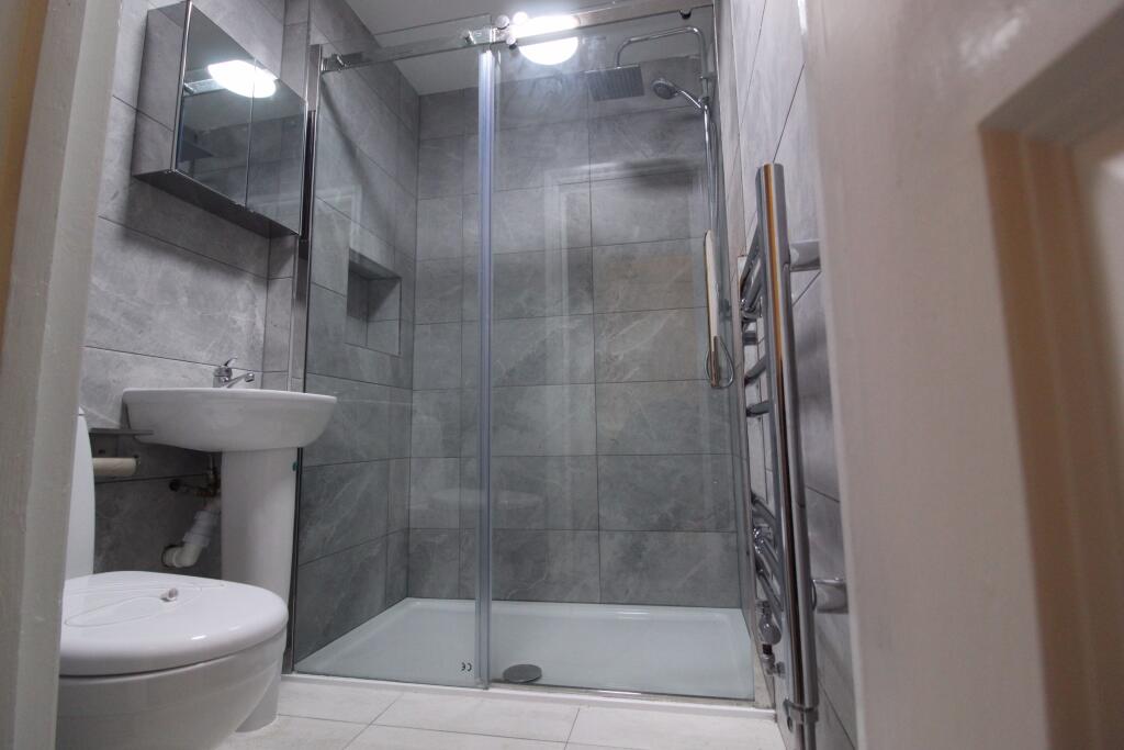 Apartment in London, Clapham - More