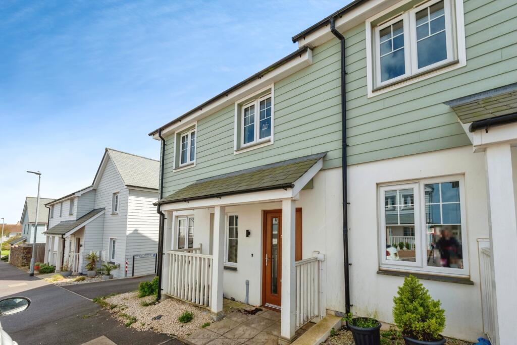 3-bed semi-detached on Polpennic Drive, Padstow, Cornwall, PL28, £425,000