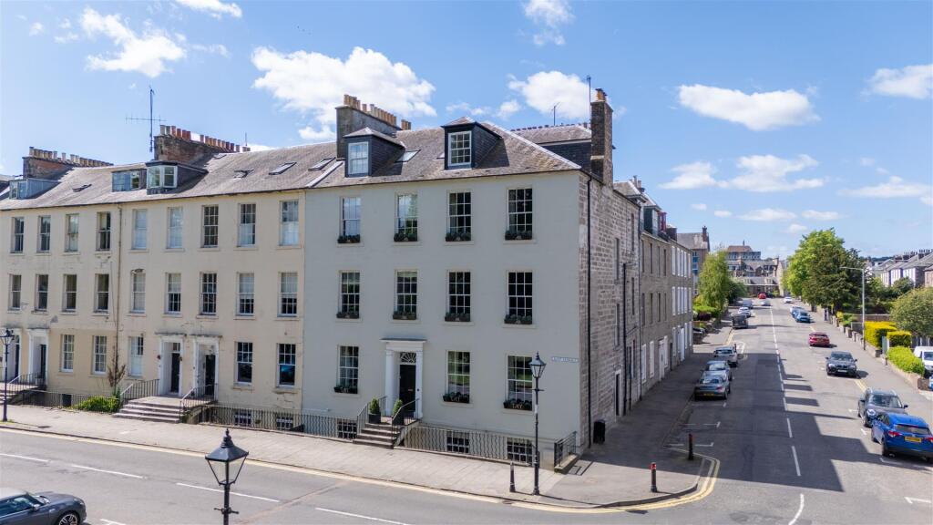 Main image of property: 2 Barossa Place, Perth