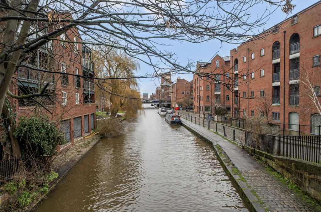 The Square, Seller Street, Chester photo 4