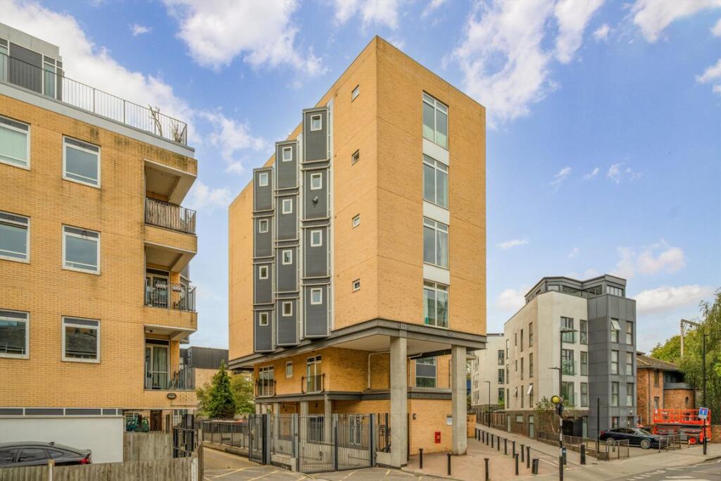 House in London - View 4