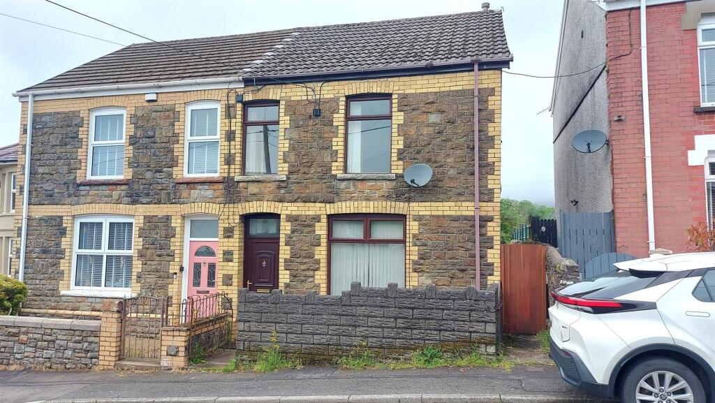 Main image of property: 30 Cemetery RoadMaestegBridgend