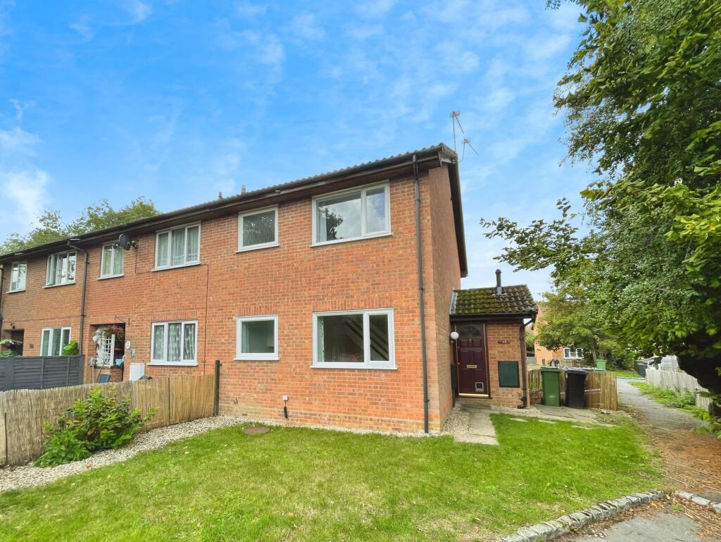 Main image of property: Thumwood, Chineham, RG24