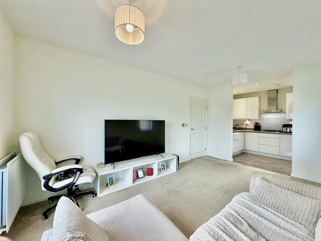 Atholl Duncan Drive, Wirral, Merseyside, CH49 photo 4