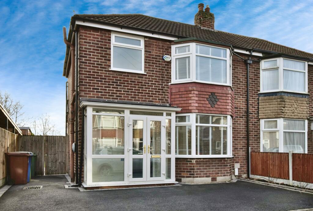 Main image of property: Lavington Avenue, Cheadle, Greater Manchester, SK8