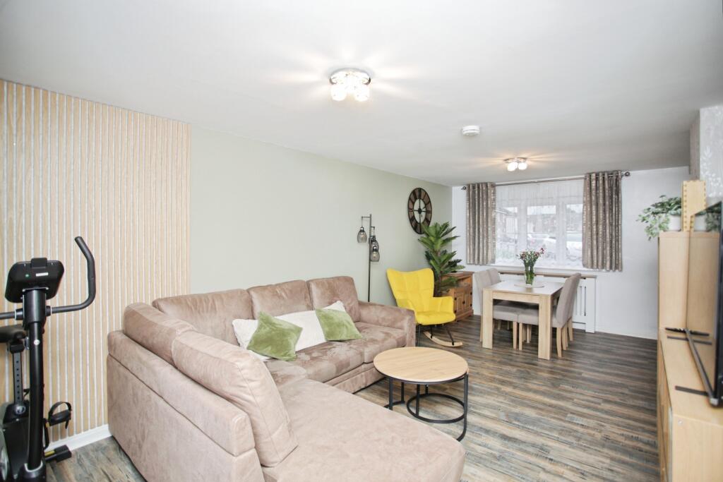 House in Hinckley and Bosworth, Leicestershire - View 3