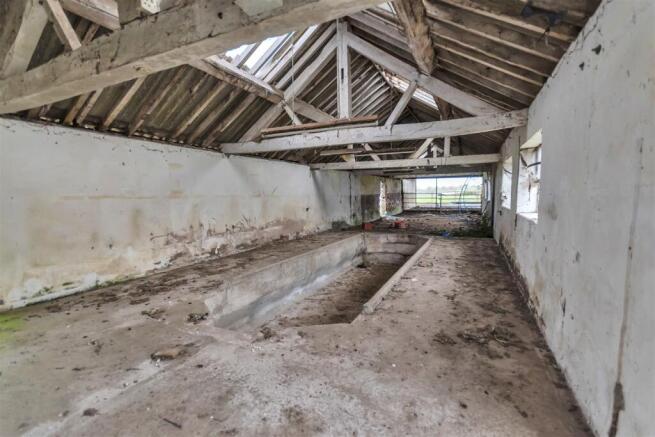 BARN 2