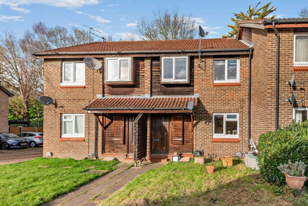 Main image of property: 12 Willowmead Close, Woking, GU21 3DW