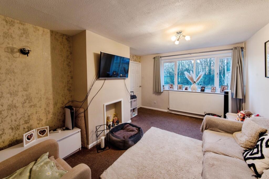 Dryden Court, Clinton Park, Tattershall, Lincoln photo 2