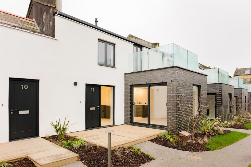 Main image of property: Fonthill Mew, Finsbury Park
