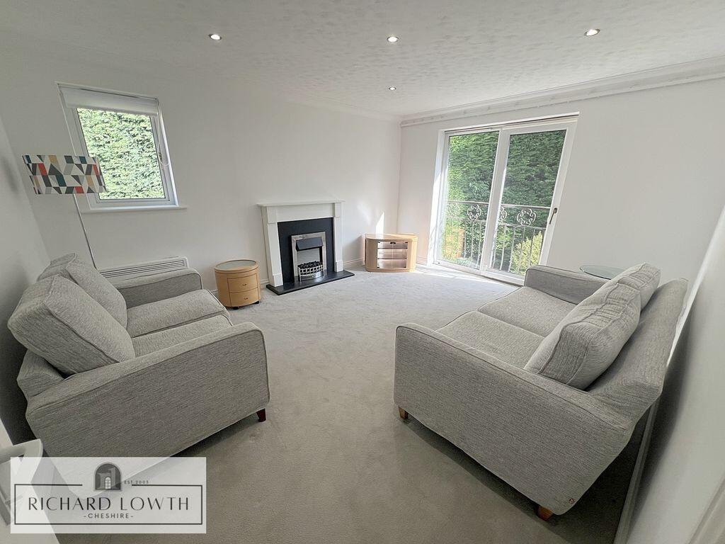 Apartment in Stockport - View 2