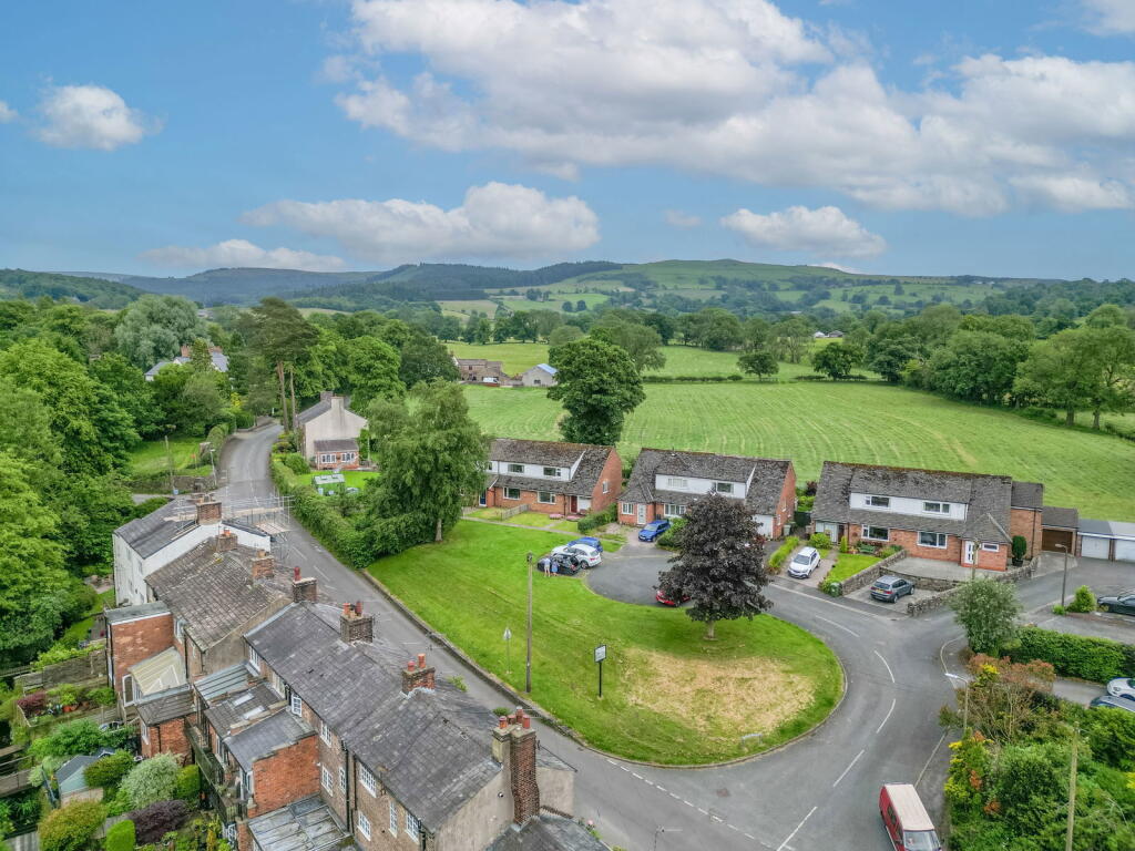 3-bed semi-detached on Tegsnose Mount, Langley, Macclesfield, £400,000