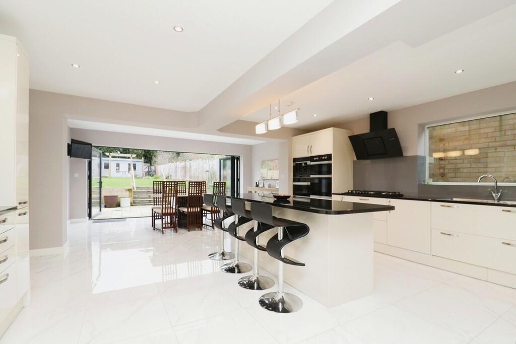 Haswell Close, Rugby photo 4