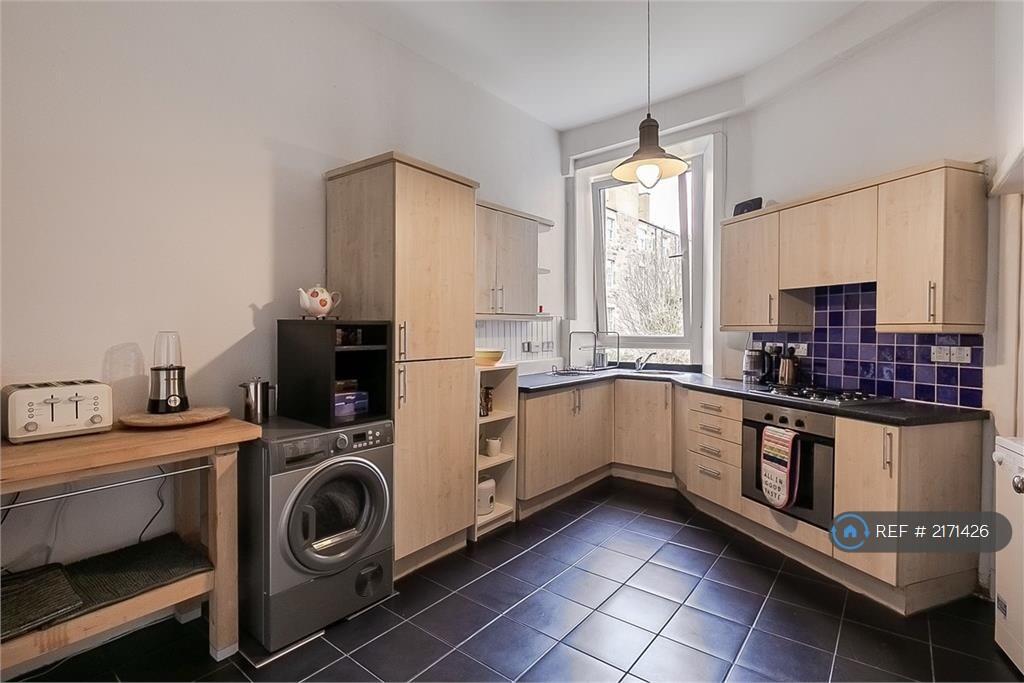 Apartment in Edinburgh - More