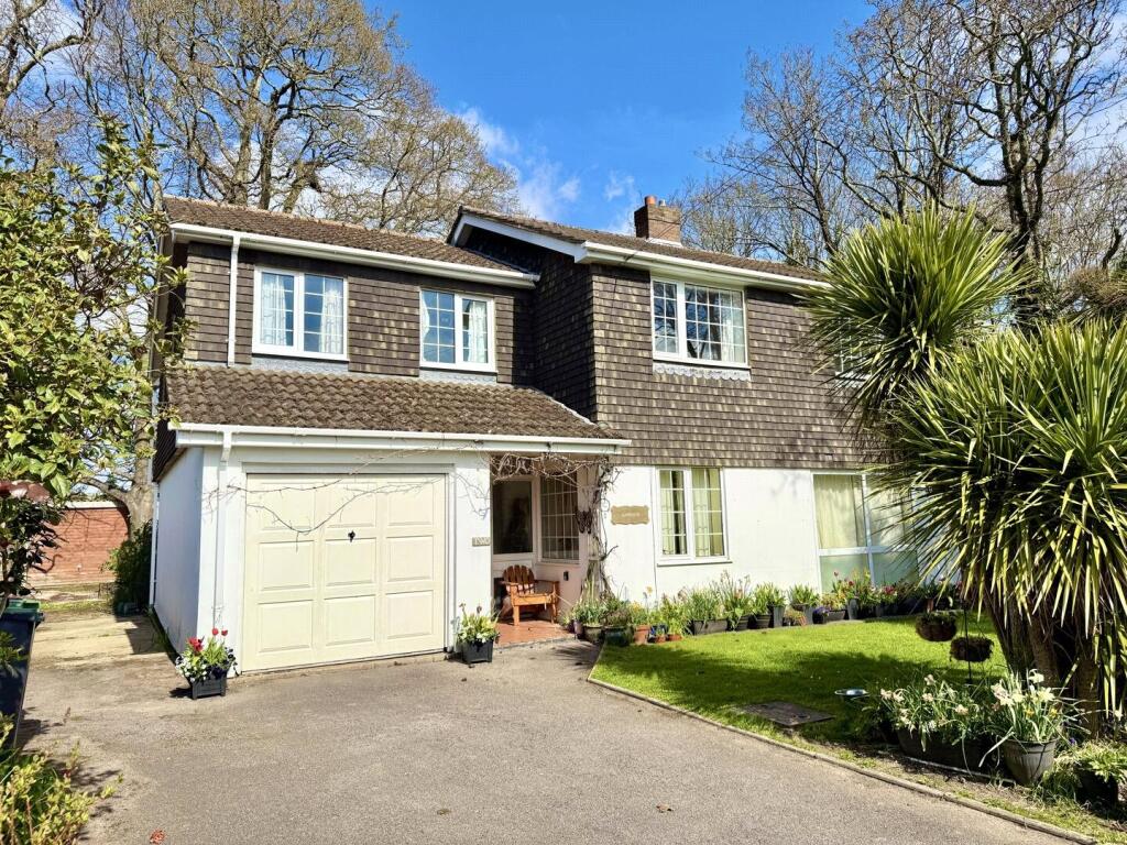 Main image of property: Wingfield Avenue, Highcliffe On Sea, Christchurch, Dorset, BH23