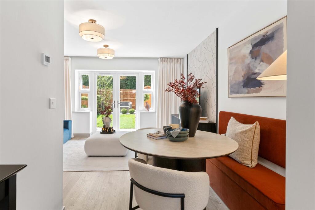 House in Enfield - More