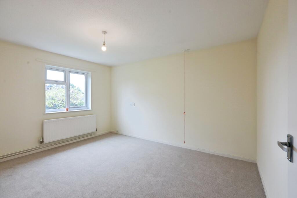 Apartment in Worcester - View 4