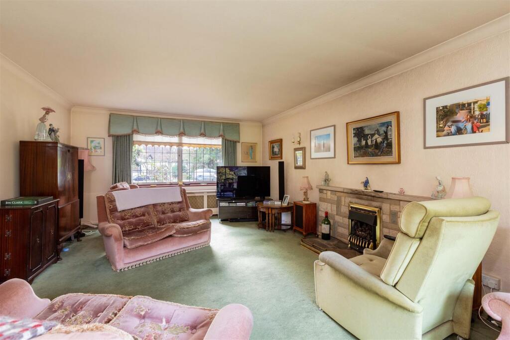 House in Maidenhead, Bray Wick - View 4